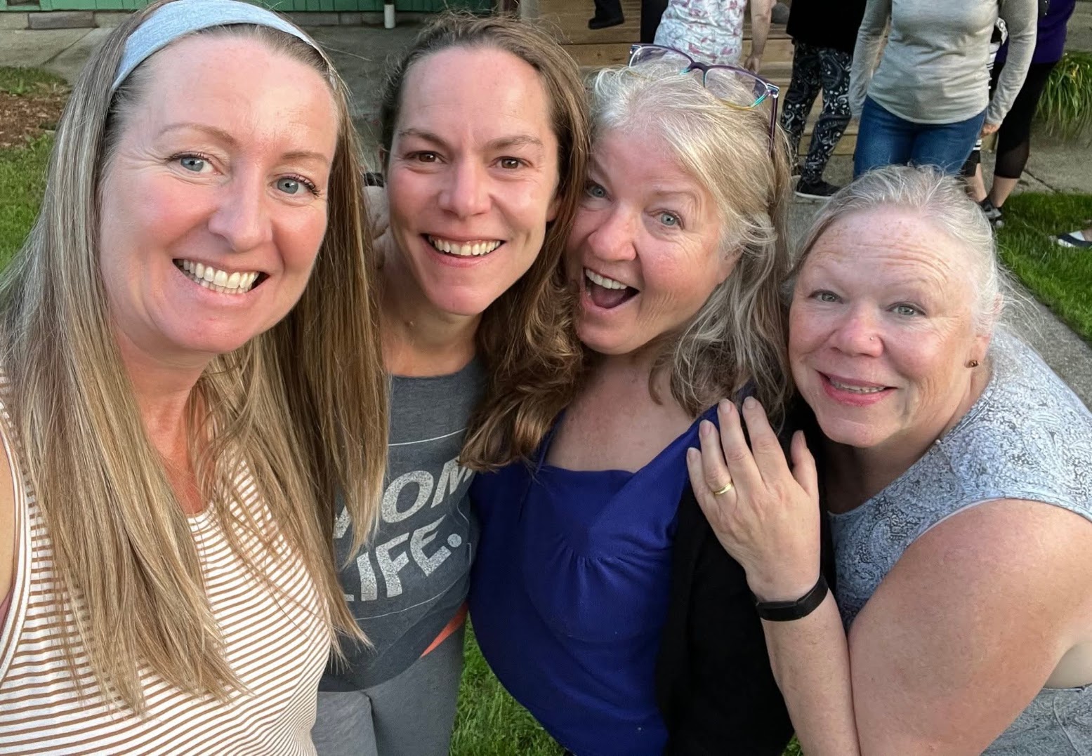 Valley Echoes friends taking a selfie together
